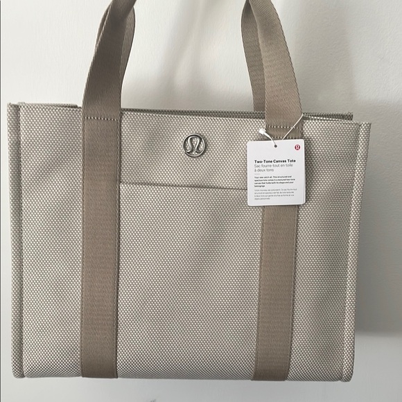 lululemon athletica Handbags - lululemon athletica Two-Tone Canvas Tote - Mojave Tan/Light Ivory